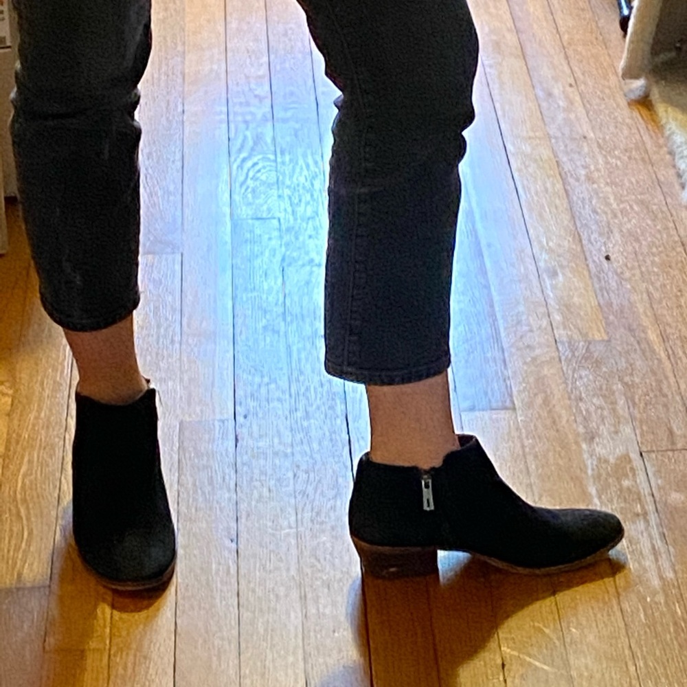 Sam Edelman black suede booties 7.5 US